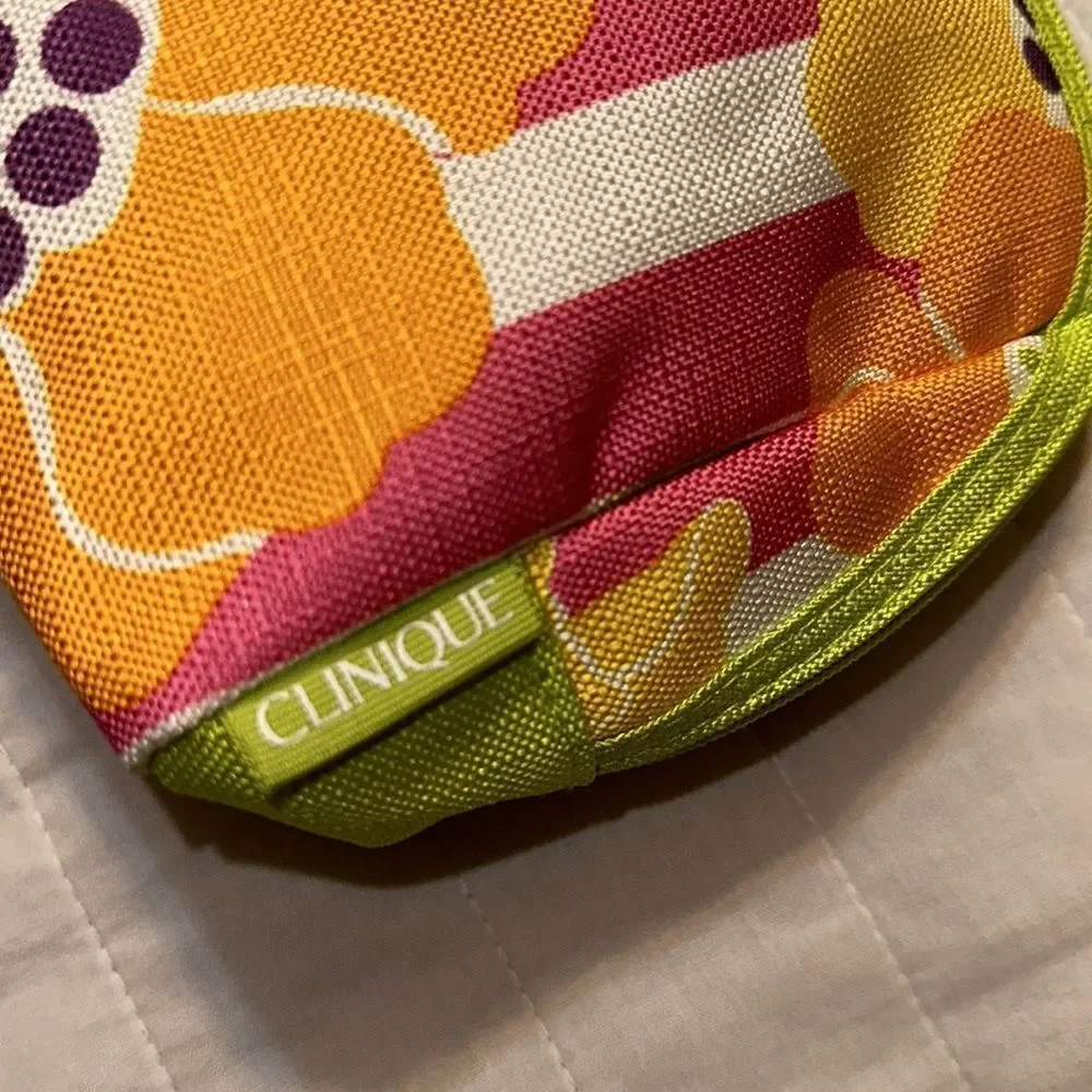 CLINIQUE Mid Sized Green Pink White Orange Purple Floral Make-Up Toiletry Bag